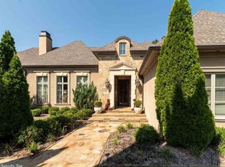 12 Adkins Ct, Little Rock, AR 72212