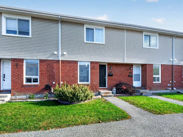 953 Cookshire Cres #38, Ottawa, ON K4A 3K3