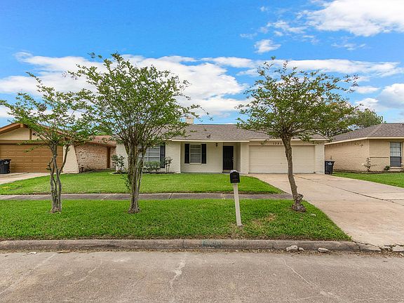 2nd image of 13802 Towne Way Dr