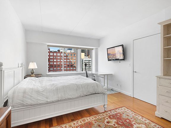 4th image of 87 Smith St APT 10E