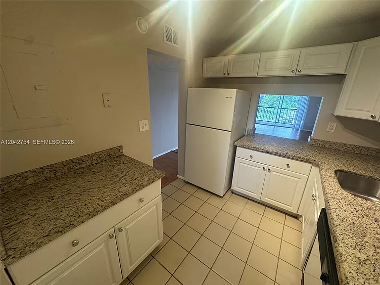7910 Colony Cir N #304 — Photo 7