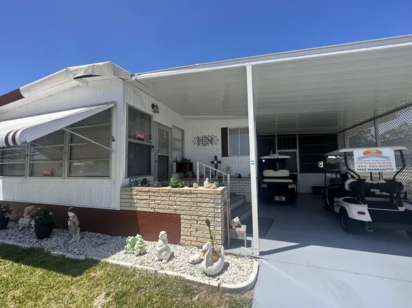 192 Caviller Ct #Ft, North Fort Myers, FL 33917