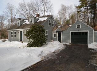 16 Juggler Meadow Rd, Leverett, MA 01054
