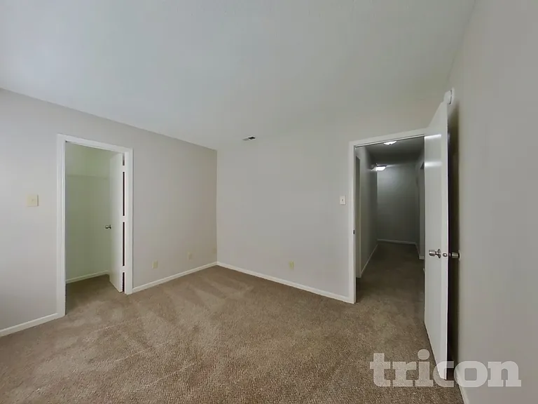 5753 N Jamestown Dr — Photo 16