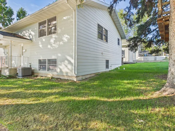 514 5th Ave S, Lewistown, MT 59457