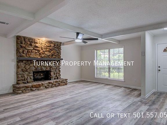 3rd image of 1605 Pickering Dr