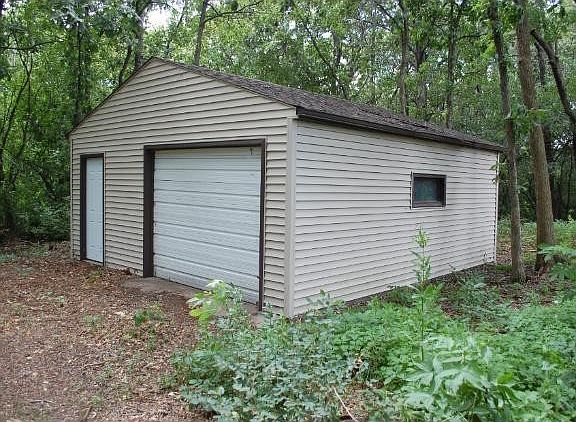 5th image of 2651 Interlachen Ct