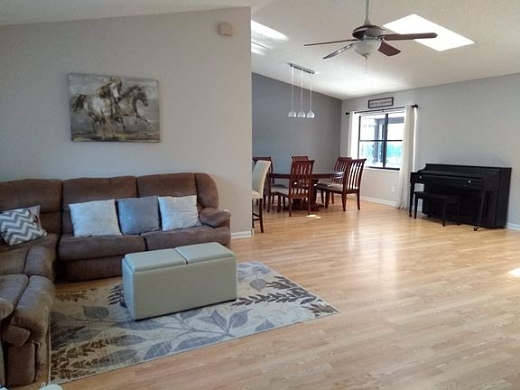 2nd image of 1336 Wood Lake Cir