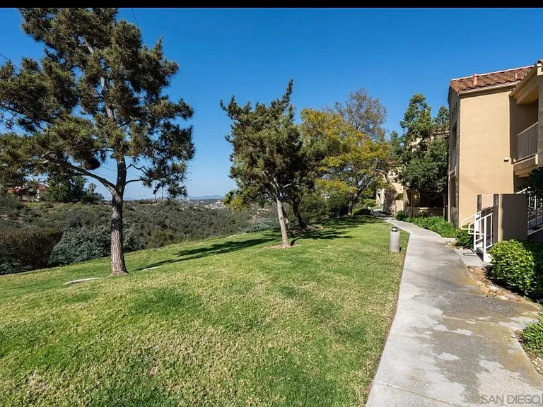 7330 Calle Cristobal — Photo 14