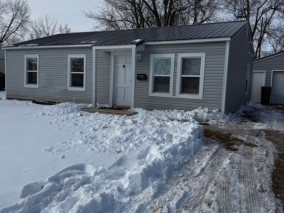 1st image of 1902 Fairlane Dr
