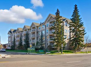 128 N Centre Ave #103, Cochrane, AB T4C 2K5