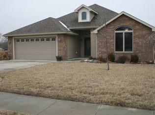 603 N Webster St, Nevada, MO 64772