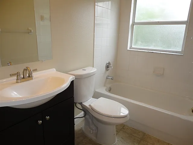 32008 Fieldstream Way — Photo 17