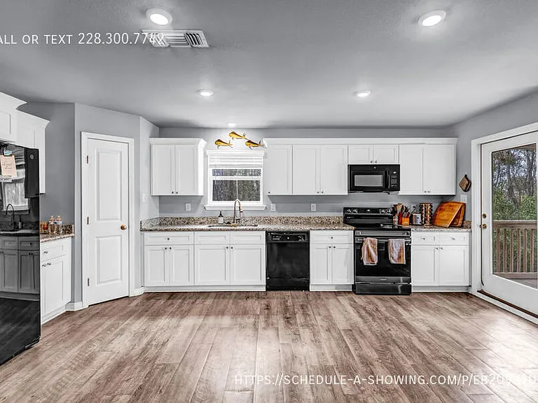18231 Mill Cv — Photo 9