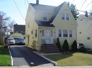 592 Martense Ave, Teaneck, NJ 07666