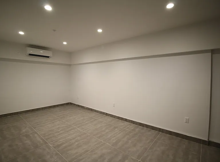726 Monroe St #1F — Photo 14