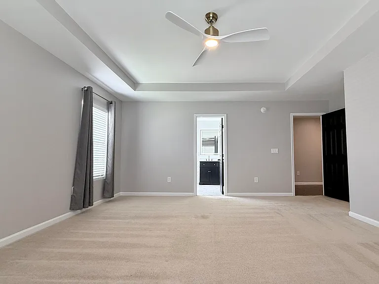 4604 Miller Dr — Photo 32