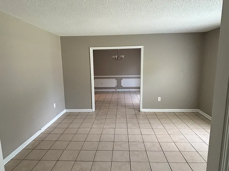 6551 Oak Park Dr — Photo 4
