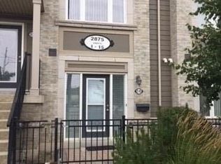 2875 Hazelton Pl #14, Mississauga, ON L5M 0S4