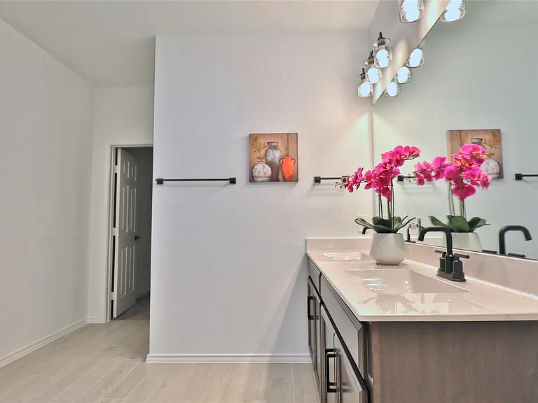 10411 Harmon Smith Dr — Photo 14