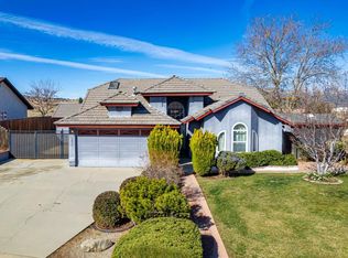 1073 Hickory Ave, Tehachapi, CA 93561