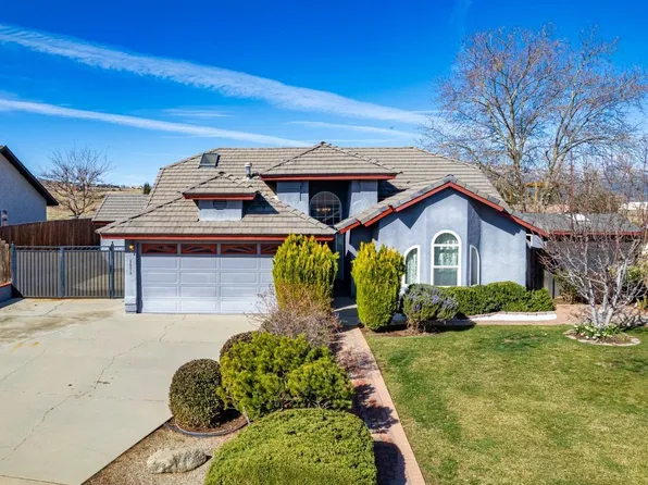 1073 Hickory Ave, Tehachapi, CA 93561