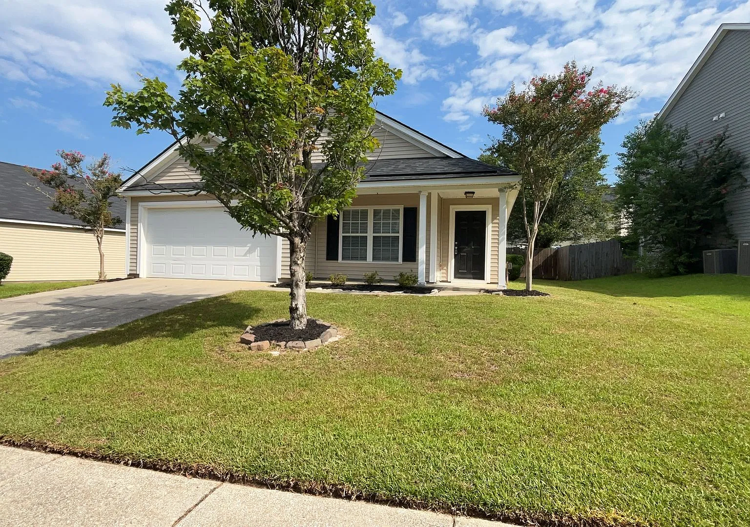 3 Bedroom, 2 Bath home in desirable Longleaf Subdivision — Photo 3