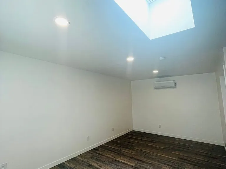 2938-2948 Lexington Dr — Photo 10