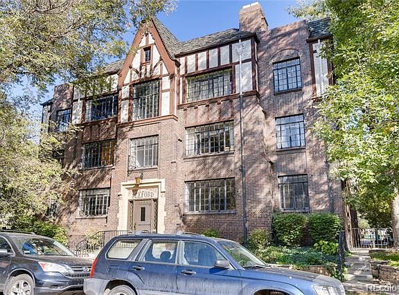 3rd image of 1060 N Washington St APT 101