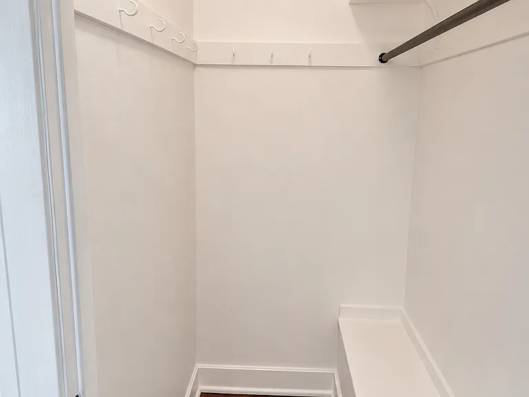 walk in closet