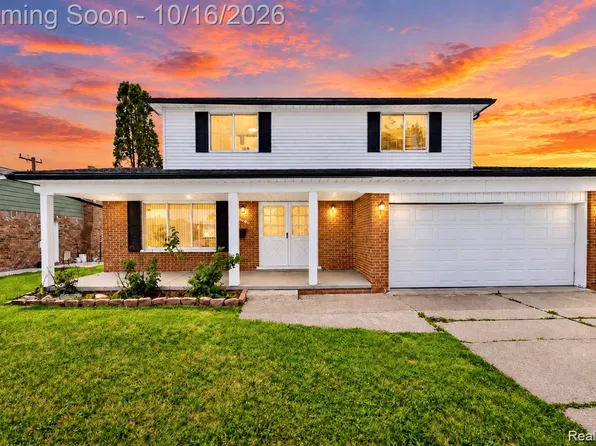 3528 Byrd Dr, Sterling Heights, MI 48310