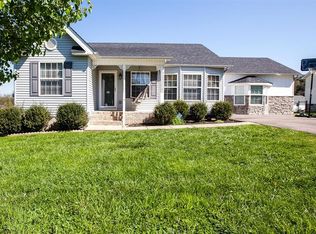 1608 Avers Ave, Columbia, TN 38401