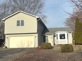 1124 Partridge Ave, Bolingbrook, IL 60490