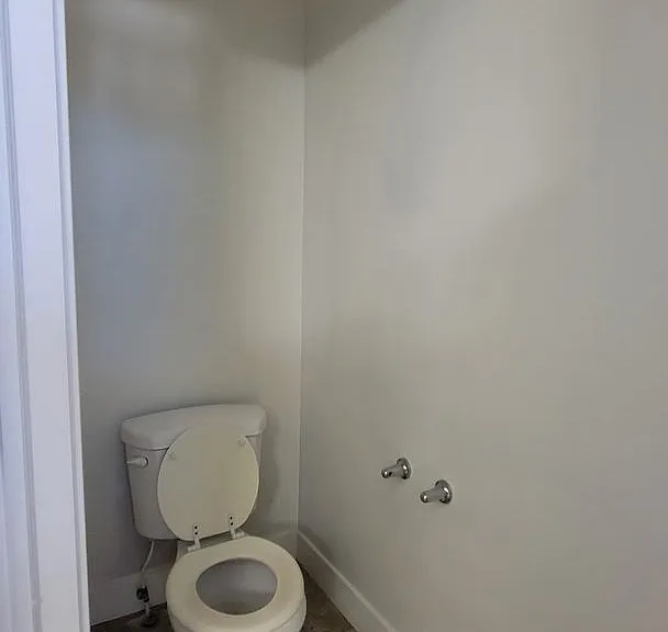 1652 W Brooke St — Photo 15