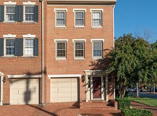 688 S Columbus St, Alexandria, VA 22314
