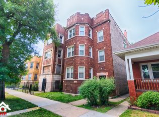 3064 E Cheltenham Pl, Chicago, IL 60649