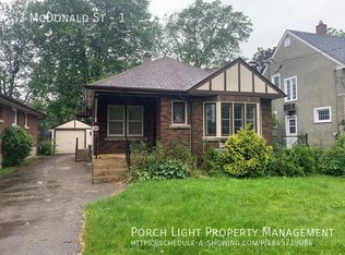 33 McDonald St #1, Saint Catharines, ON L2S 2M3