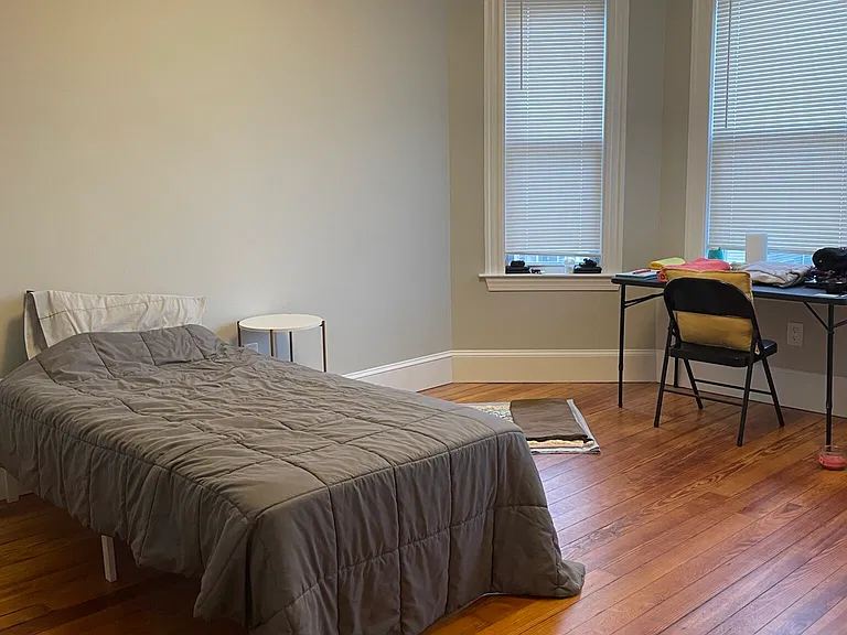 267 E Cottage St #2 — Photo 3