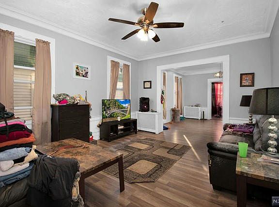 5th image of 870 S 20th St #872