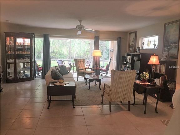4th image of 19300 Water Oak Dr Unit 106