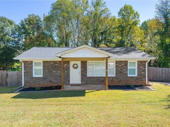 123 Vista Cir, Easley, SC 29642