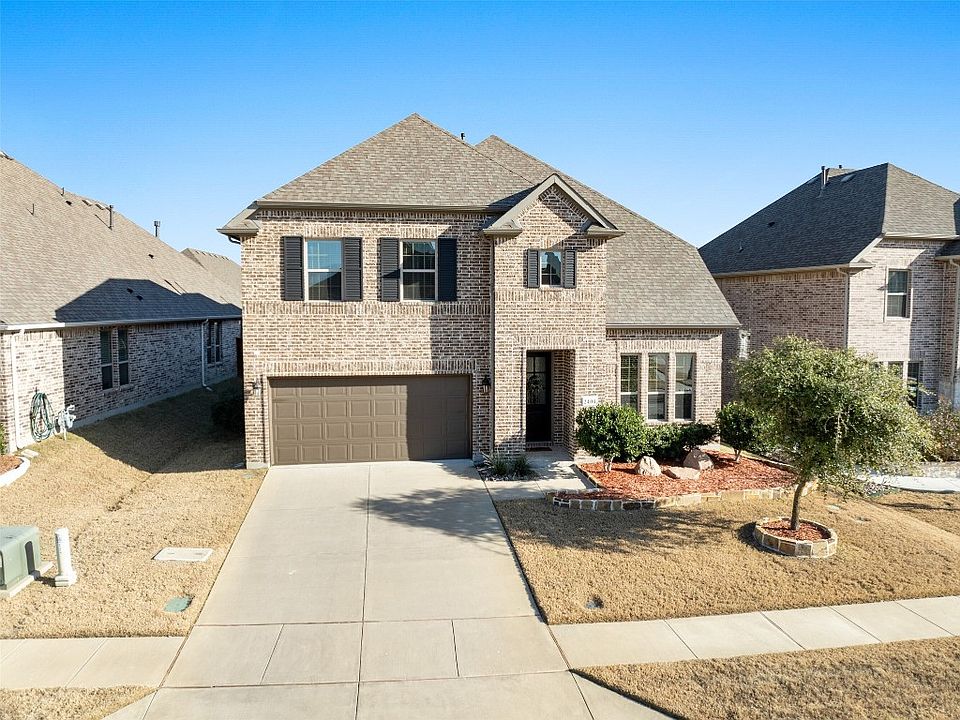 1st image of 2404 Triton Dr