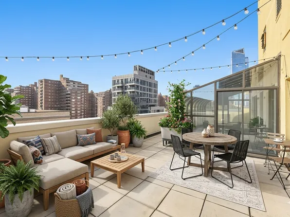 408 Eighth Avenue image 1 of 13