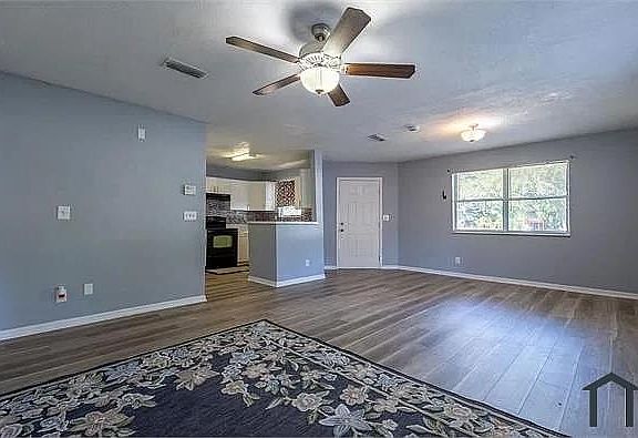 4th image of 3110 Gordon Ct