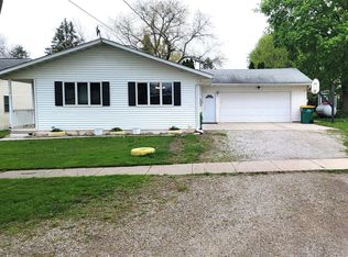 417 2nd St, Collins, IA 50055