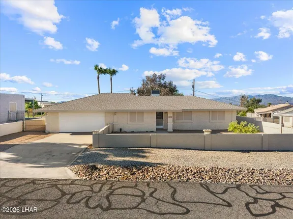 3878 Comet Dr, Lake Havasu City, AZ 86406