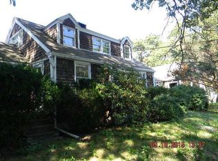 15 Thaxter Rd, Pocasset, MA 02559