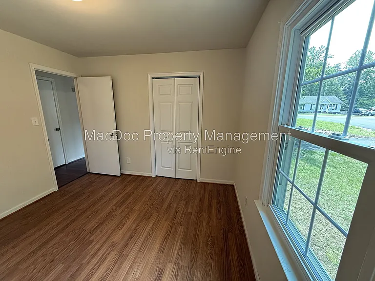 11001 Westminster Ct — Photo 13