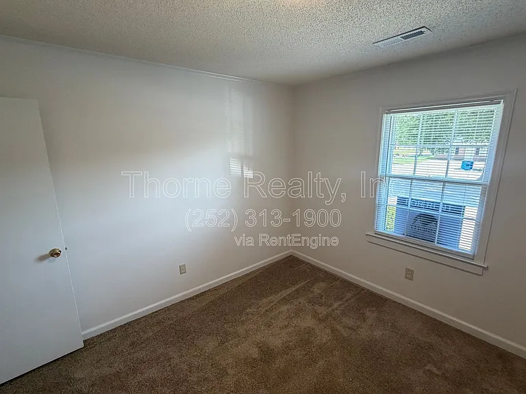 2206 Candlewood Dr SW #B — Photo 6
