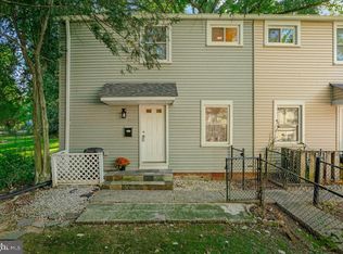 14 Ridge Rd UNIT V1, Greenbelt, MD 20770